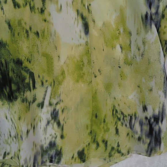 Ann Taylor Womens Silk Blouse 8 Green Watercolor Tie Neck Sleeveless Office Work - Picture 6 of 9